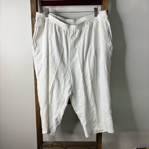 Liz & Me Essentials White Pants